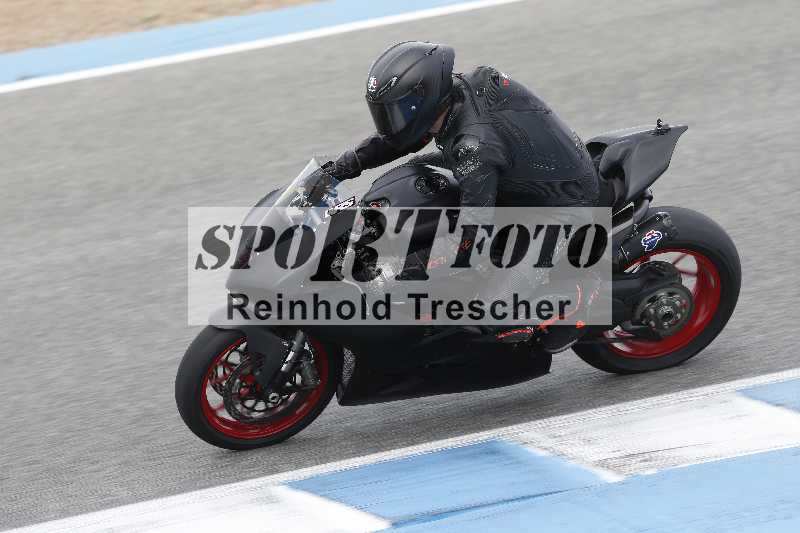 Archiv-2025/02 28.-31.01.2025 Moto Center Thun Jerez/gruen-green/79